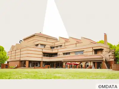 高浜市やきものの里かわら美術館・図書館