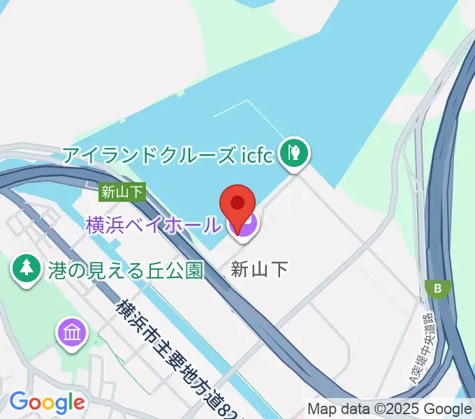 横浜ベイホールの地図