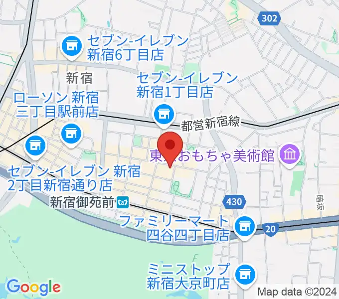 新宿シアターサンモールの地図