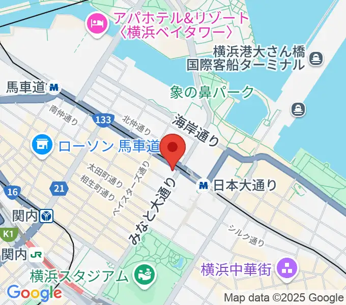 横浜市開港記念会館の地図