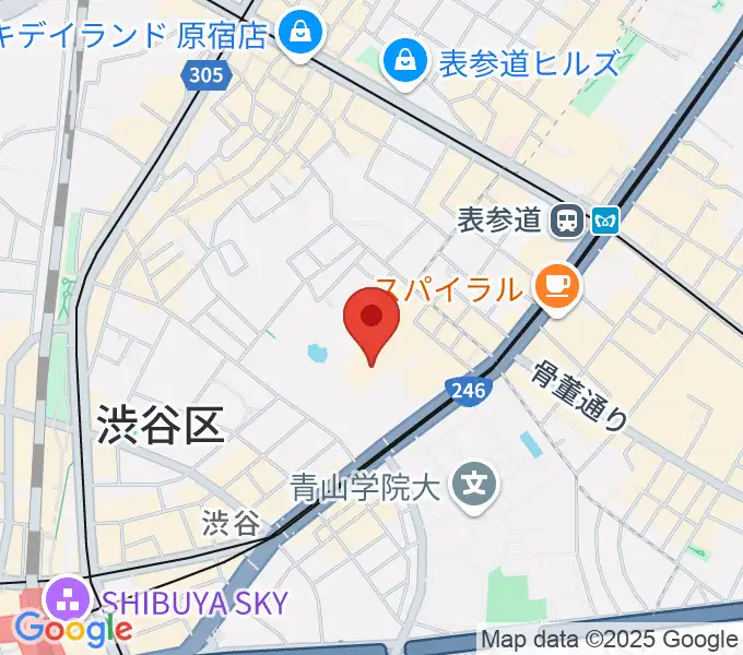 東京ウィメンズプラザの地図