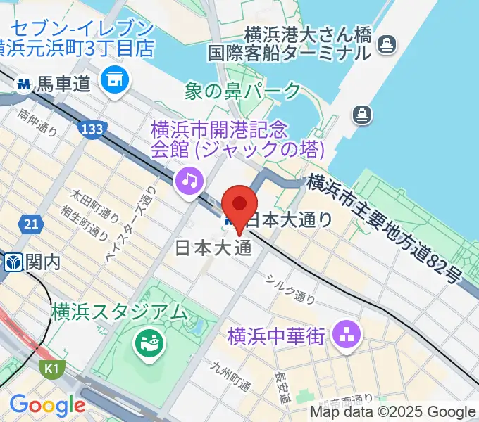 横浜情報文化センターの地図
