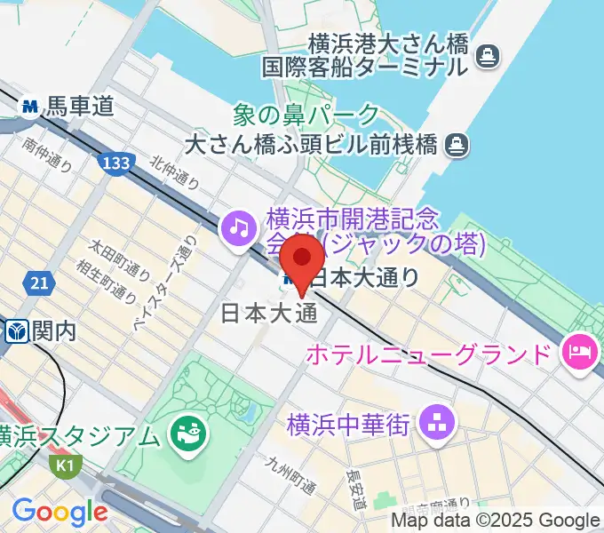 横浜情報文化センターの地図