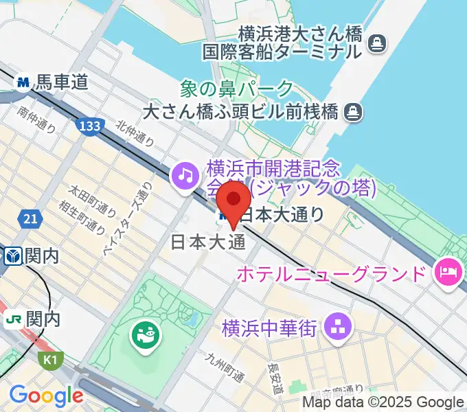 横浜情報文化センターの地図