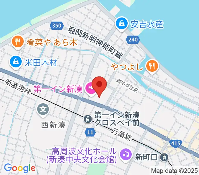 クロスベイ新湊の地図