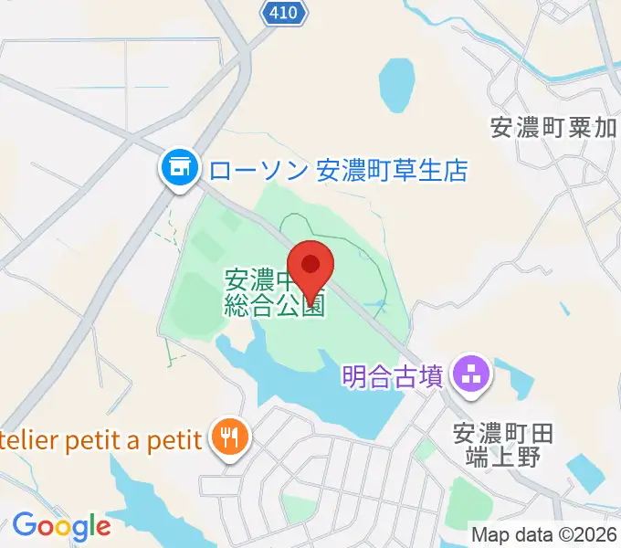 津市安濃中央総合公園内体育館の地図