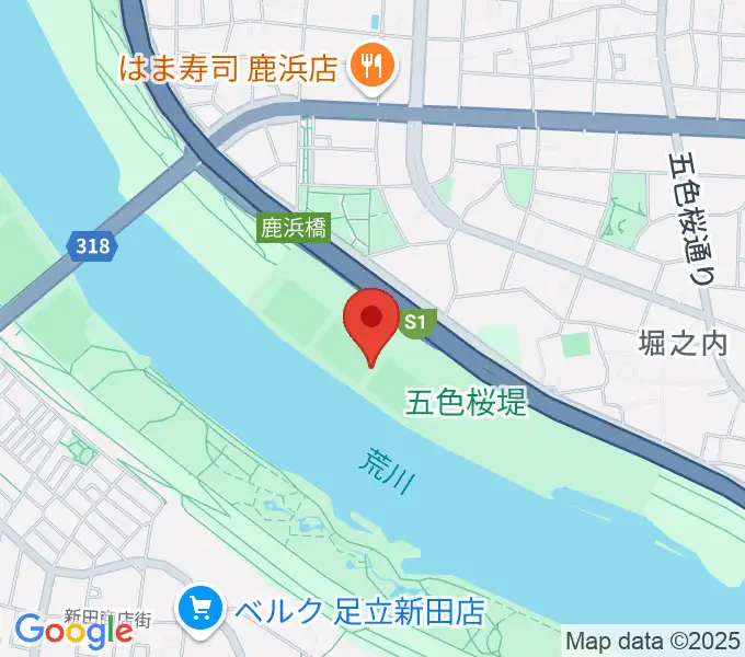 鹿浜橋緑地球技場の地図
