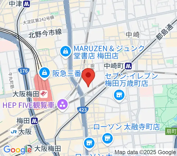 梅田クリスタルホールの地図