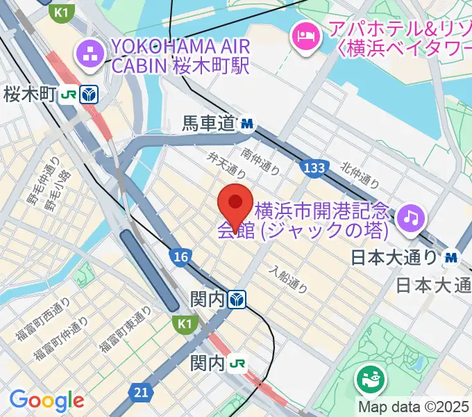 横浜関内ホールの地図