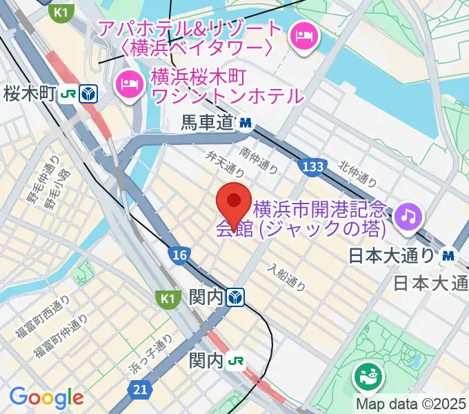 横浜関内ホールの地図