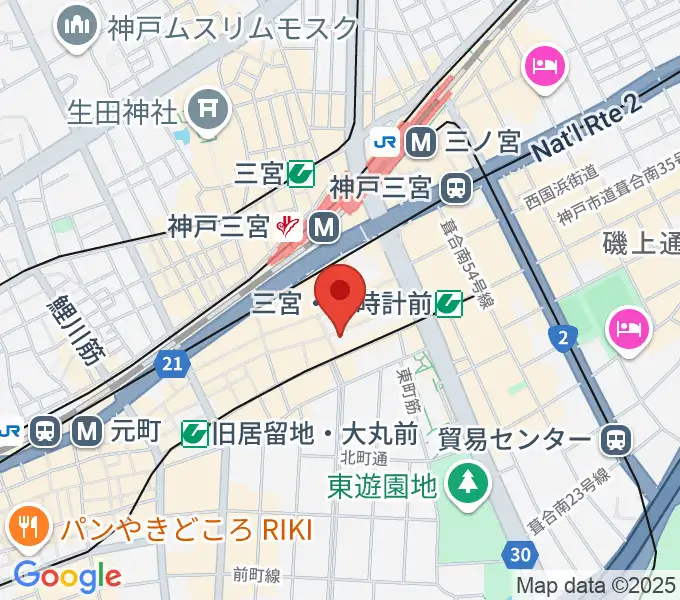 ベースオントップ三宮店の地図